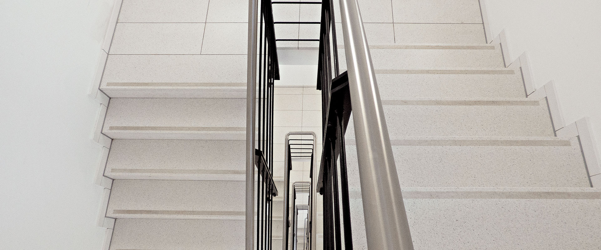 AGGLOTECH-progetto-aero-slider-2 AGGLOTECH-progetto-aero-slider-2